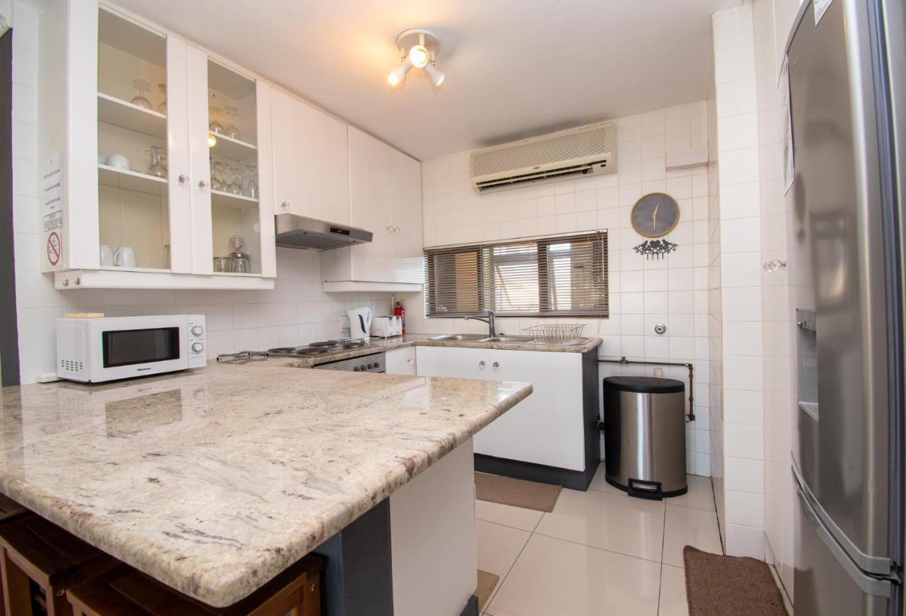 11 The Shades Umhlanga Rocks Apartment Durban Luaran gambar